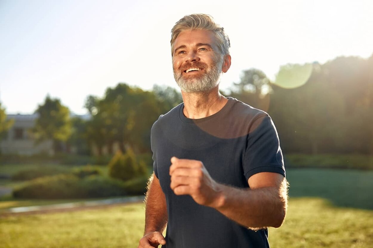 Caminhada Diária para Homens: Benefícios Após os 40
