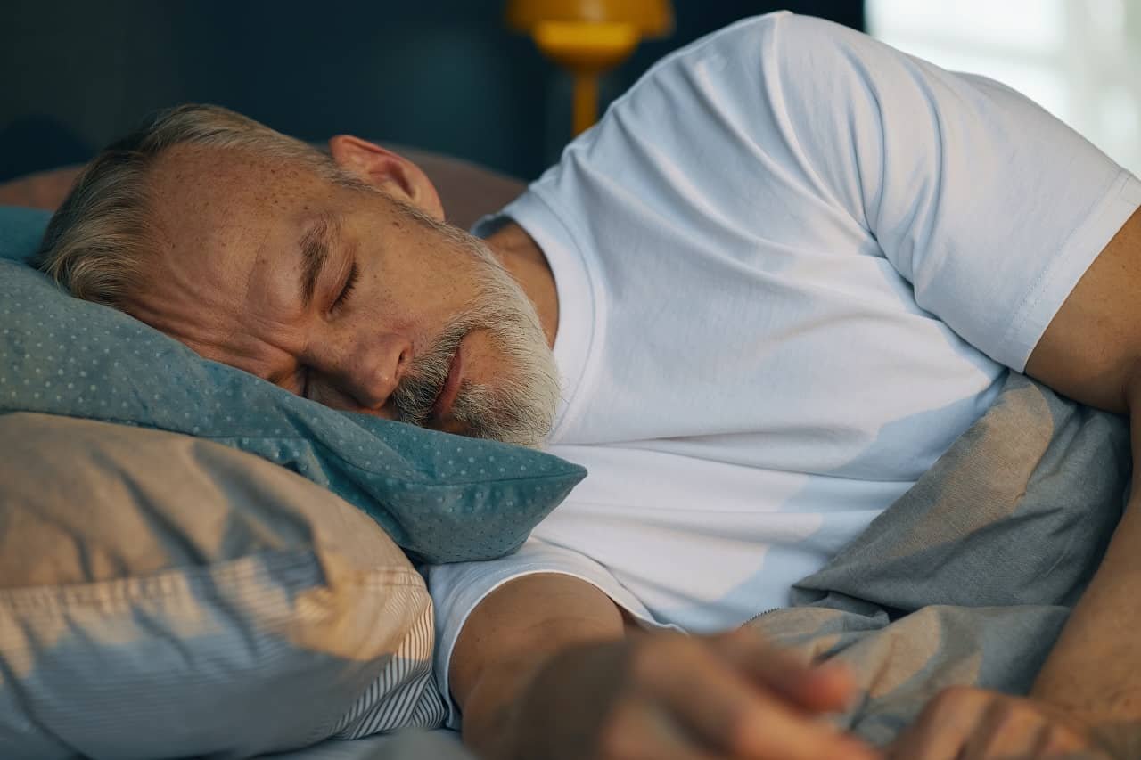 Sono reparador após os 40: benefícios comprovados 12 Como Conquistar o Sono Reparador Após os 40 em 7 Dias